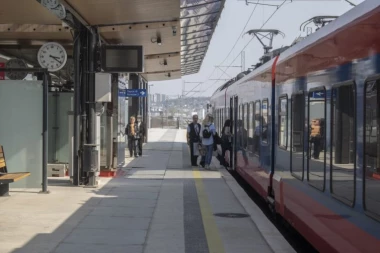 NEMA STAJANA: Rekonstrukcija 400km pruga u Vojvodini