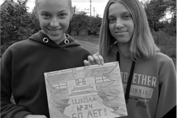 UKRAJINA TUGUJE ZA JULIJOM I ANOM: Četranaestogodišnje bliznakinje poginule u napadu na Kramatorsk