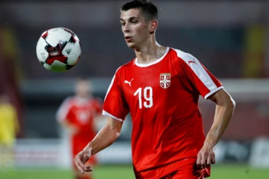 IZNENAĐENJE, ILI NE: Bio je velika želja Crvene zvezde, ali do realizacije transfera nije došlo - krilni napadač se priključio treninzima ovog srpskog kluba!