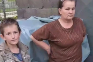 E, OVO SE ZOVE TUGA! MAJKA I DETE VELIKI PRAZNIK DOČEKALI U ŠTALI: Nemilosrdno izbačeni iz kuće i nemaju gde da odu! Javor tuguje! (VIDEO/FOTO)
