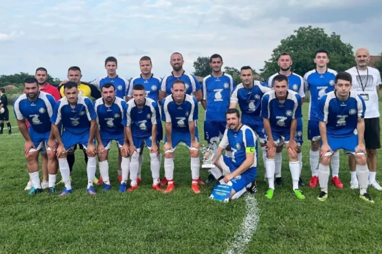 STOJANOVIĆ ODLUČIO DA JE VREME ZA PENZIJU: Najstariji član Mladosti se oprostio od aktivnog igranja!