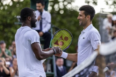 URNEBESAN ODGOVOR NOVAKA ĐOKOVIĆA: Jedem samo vimbldonsku travu!