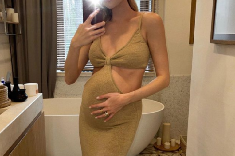 Elena kada je bila trudna