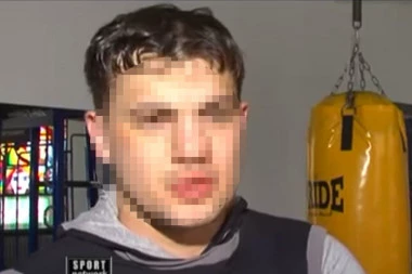 RAZBIO ČOVEKU LOBANJU, LEKARI MU SE BORE ZA ŽIVOT! Ovo je poznati srpski bokser koji je noćas pretukao gosta na splavu! U BEKSTVU!