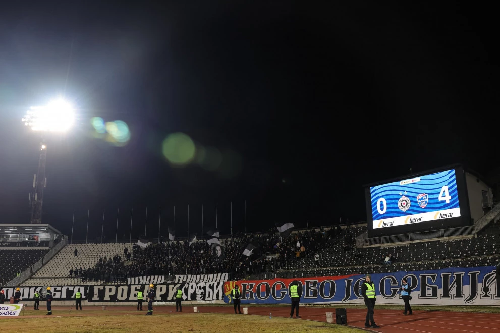 GDE IMA DIMA, IMA I VATRE: Hoće li se kuloarske priče i obistiniti? Crni oblaci su se nadvili nad "srpskom Atinom"!
