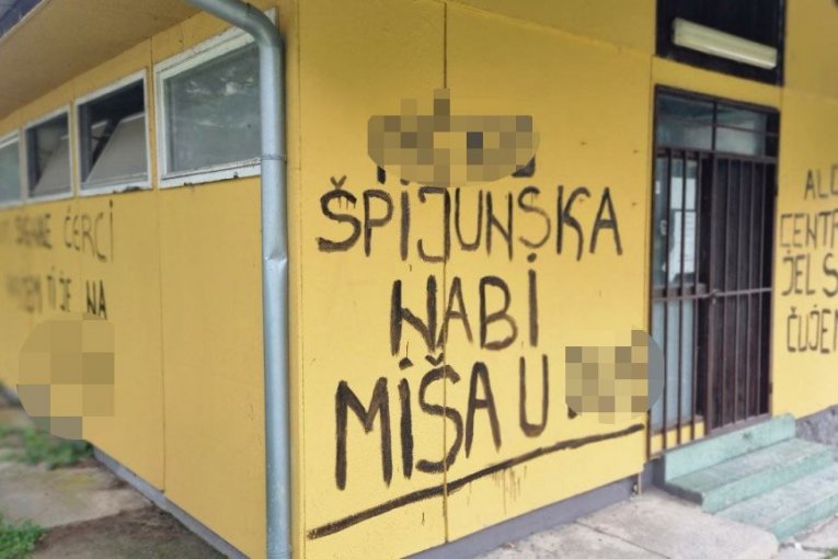 Uvredljivi natpisi na zidu