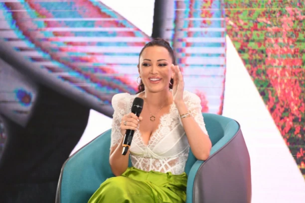 EMOTIVNO! Aleksandru Prijović sin bodri iz prvih redova - pogledajte u čijem društvu smo ga uhvatili! (FOTO)