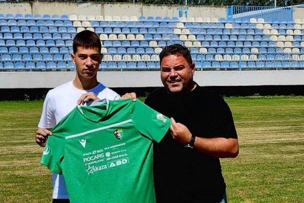 PODRHTAVA LEVA OBALA DUNAVA: Strašan posao novog direktora BSK Borče Stanislava Zvezdića - mladi fudbaler postao član trofejnog slovenačkog kluba!