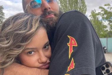 NAPUSTILA HRIŠĆANSTVO! Devojka Karima Benzeme PROMENILA veru!