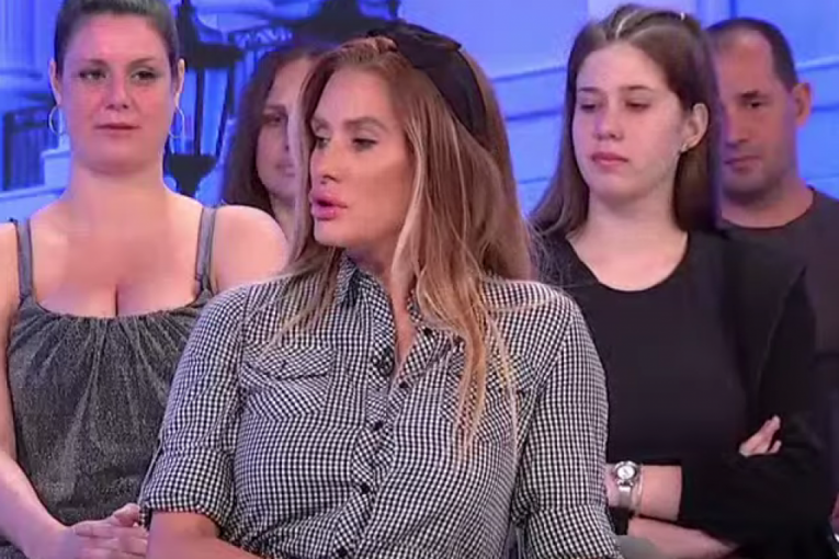 Ana Ćurčić, Narod pita