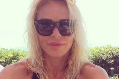 SANELA JE NAJBOGATIJA BOSANKA: Odavno je izbegla, sada se kupa u LUKSUZU i čeka bebu u ŠESTOJ deceniji!