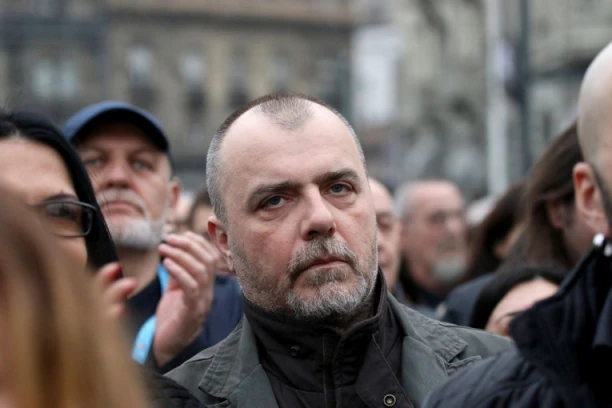 DRAMA! Bivša snajka Nikole Koja POKRADENA, opljačkali joj STAN, ona se plaši za SIGURNOST!