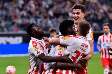 ZVEZDA OPET PROLAZI PASOŠKU KONTROLU: Na Marakani rešavaju problem stranaca