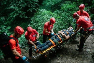 ŽELITE LI DA POSTANETE HEROJ?: Gorska služba spasavanja otvorila konkurs za nove spasioce-volontere