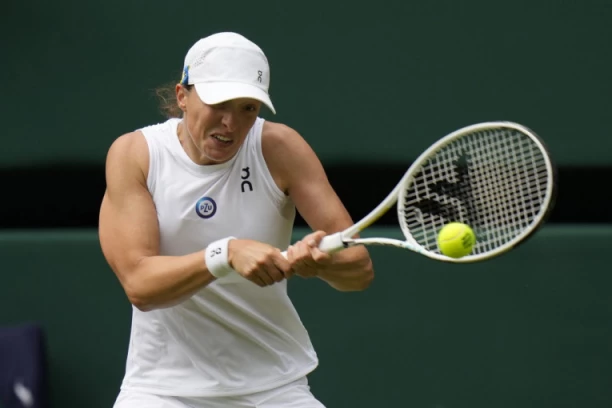 POLJSKI URAGAN SE NE ZAUSTAVLJA! Iga UBEDLJIVO do 2. kola!