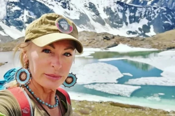 "ZNATE LI KOLIKO SAM PRIJATELJA DO SADA SAHRANILA, A VODILI SU ZDRAV ŽIVOT BEZ ALKOHOLA I CIGARETA" Svetlana se preselila u KOLIBU bez vode, i tvrdi da samo jedno obezbeđuje dug život