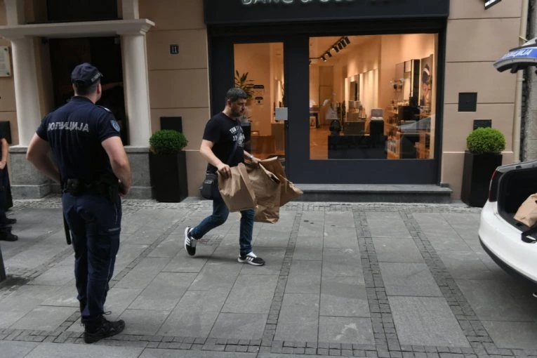 DADILJA IZREŠETAN NA OBILIĆEVOM VENCU! Popović likvidirao najopasnijeg kriminalca u Beogradu, pa tada usledila krvava osveta! MILOŠEVIĆ GA IZVUKAO IZ ZATVORA!