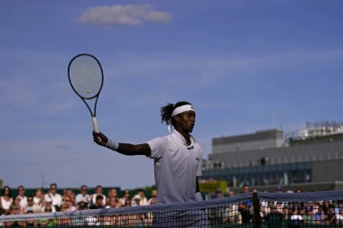 NOVO IZNENAĐENJE NA VIMBLDONU: Eliminisan igrač iz Top 10! (VIDEO)