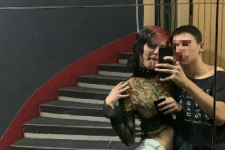 Ubijena Noa Milivojev pozira sa prijateljem