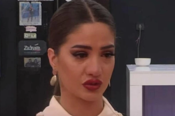 ANĐELI ĐURIČIĆ UGROŽENO ZDRAVLJE: Hitno se povlači iz javnosti zbog BOLESTI!