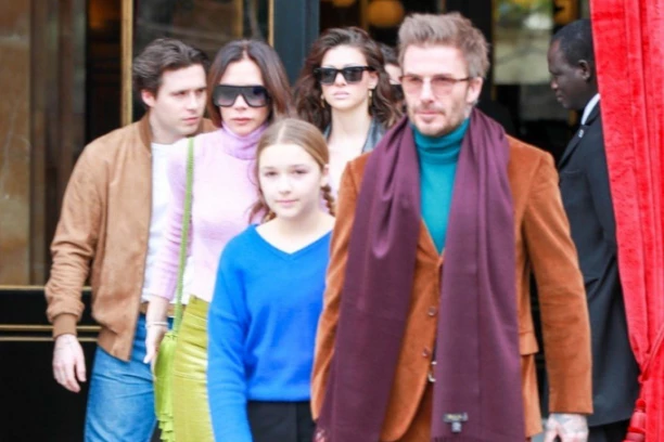 NAJBOGATIJA DEVOJČICA NA SVETU PROSLAVILA JE ROĐENDAN, A OVAKVO SLAVLJE NIKO NE MOŽE DA PRIUŠTI! Na glamuroznoj zabavi ponela stajling kao odrasla (FOTO)