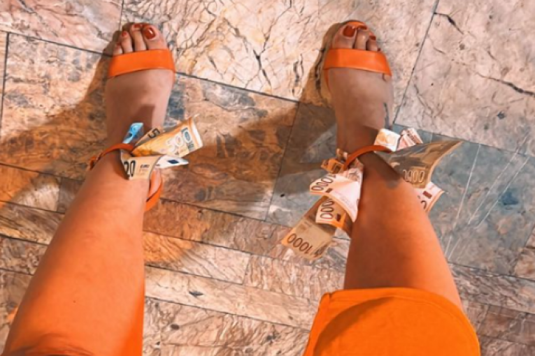 Indi Aradinović bakšiš