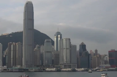 U OVOM GRADU JE I UMIRANJE PRESKUPO:  Cena smeštaja urni pokojnika je NEVEROVATNA, za malo mesta bogati plaćaju i do 660.000 dolara!