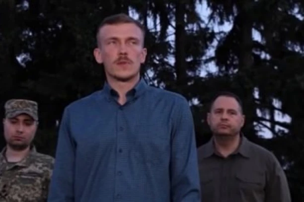 AZOVCI SE VRAĆAJU U RAT: Zelenski doveo iz Turske vođe OZLOGLAŠENOG BATALJONA, Rusima su odmah poslali ZLOSLUTNU PORUKU (VIDEO))