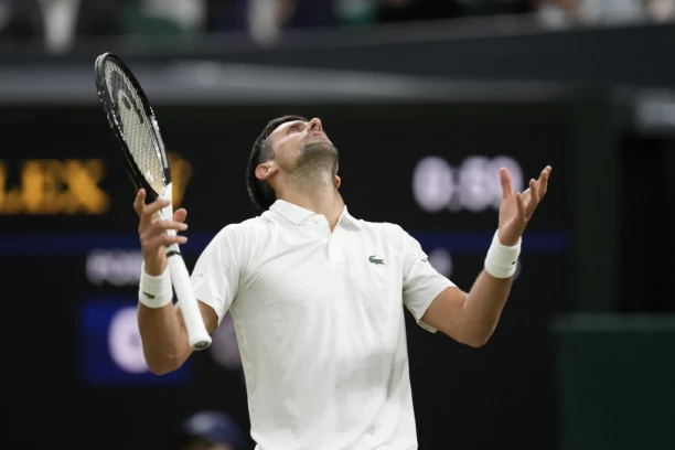 ŠOK PRED FINALE! Novak OSTAJE BEZ titule? Objava Vimbldona sve ZAPREPASTILA!
