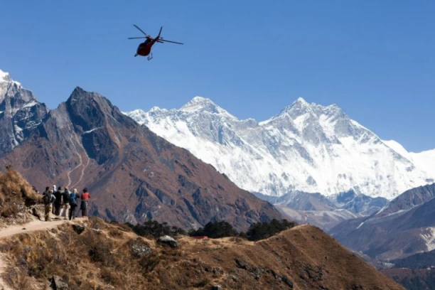 LETAO NA ZMAJU, PA PAO SA 10 METARA! Teška nesreća na popularnom uzletištu!