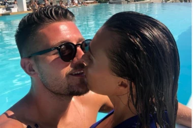 SERGEJEVA VERENICA VAŽI ZA NAJLEPŠU ŽENU FUDBALERA: Kažu da je SRPSKA Irina Šajk jer izgleda kao MILION dolara!