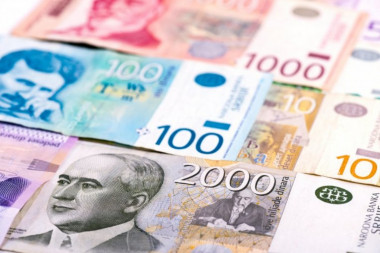Srednji kurs dinara za evro u ponedeljak 117,17 dinara