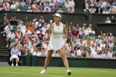 PALA JE PRVA IGRAČICA PLANETE: Elina Svitolina je u polufinalu Vimbldona!