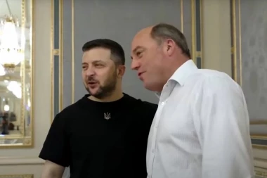 "ZNATE, MI NISMO AMAZONOVO SKLADIŠTE ZA ORUŽJE, DAJTE MALO ZAHVALNOSTI"! Haos na marginama NATO samita u Vilnjusu! ZELENSKI I VOLAS U KLINČU!