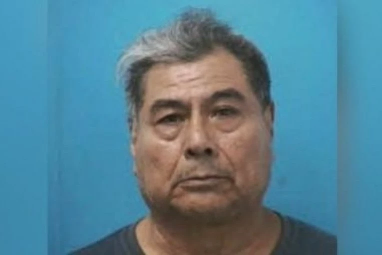 DROGIRAO I SILOVAO DEČAKE KOJE JE TRENIRAO: Popularni fudbalski trener zaboravio telefon u restoranu - ubrzo je uhapšen! SVE JE SNIMAO