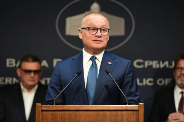 NAVODI O PROBLEMIMA U IZGRADNJI BRZE PRUGE SU MANIPULACIJA! Vesić: Radi se brže od planiranog, imamo sve potrebne sertifikate EU