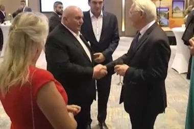 PALMA NA PRIJEMU KOJI JE POVODOM NACIONALNOG DANA EGIPTA ORGANIZOVALA AMBASADA EGIPTA U SRBIJI!