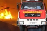 POVREĐENA JEDNA OSOBA U POŽARU: Izbila vatra u porodičnoj kući u Jaloviku!
