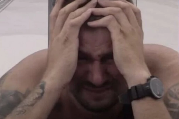 JANJUŠEVU ĆERKU NAPAO KRIMINALAC! Bivši zadrugar van sebe, urla na sav glas!