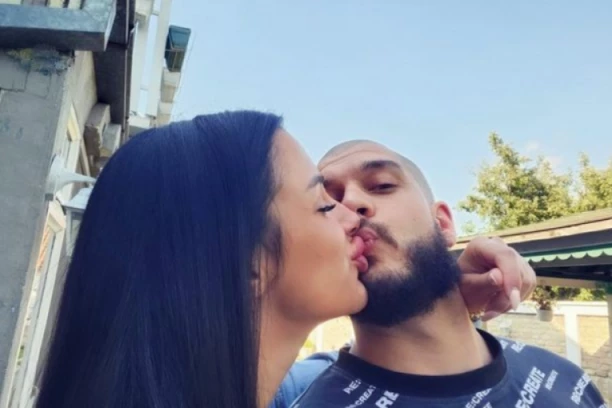 VELIKO SLAVLJE KOD DRAGOJEVIĆA: Oglasili se Dejan i njegova devojka, od sinoć ne prestaje VESELJE!