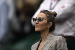 NE ZNA SE ŠTA JE SKUPLJE NA NJOJ! Jelena Đoković u SANDALAMA koje su HIT leta, a na ruci zasijao sat od 47. 000 evra (FOTO)