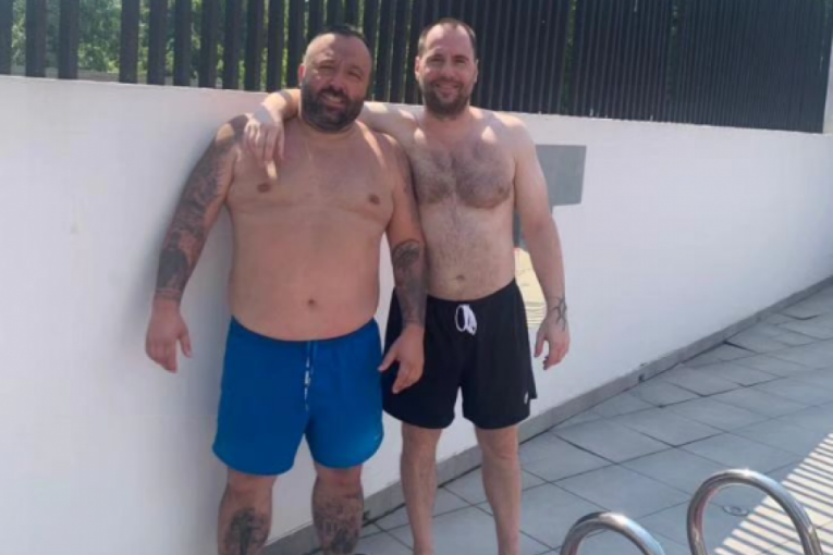 Zvezdan Slavnić na bazenu