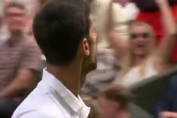 OVO MOŽE SAMO NOVAK! Spektakularan POEN Đokovića ostavio Alkaraza u ČUDU! (VIDEO)