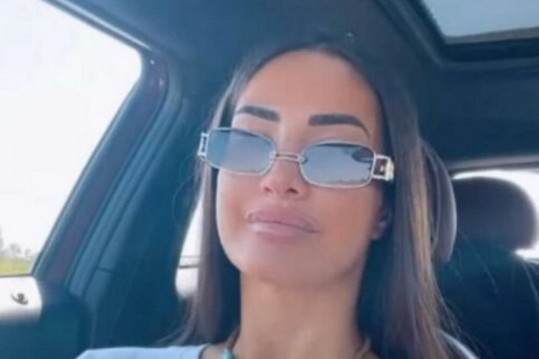 Anđela Đuričić usne