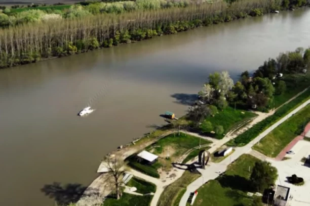 SKOČIO U HLADAN DUNAV I STALO MU SRCE: Mladić iz Titela zakazao svadbu, pa se udavio skokom u reku