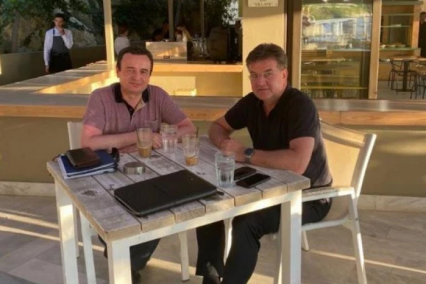 VREME DALEKO TOPLIJE OD NAŠE DISKUSIJE! Kurti podigao prašinu posle sastanka sa Lajčakom (FOTO)