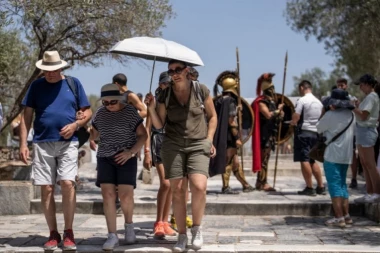 VRHUNAC TOPLOTNOG TALASA, DANAS GORI ZEMLJA OD VRELINE! Temperatura negde i do 46 stepeni Celzijusa - evo do kada će potrajati ove ekstremne vrućine