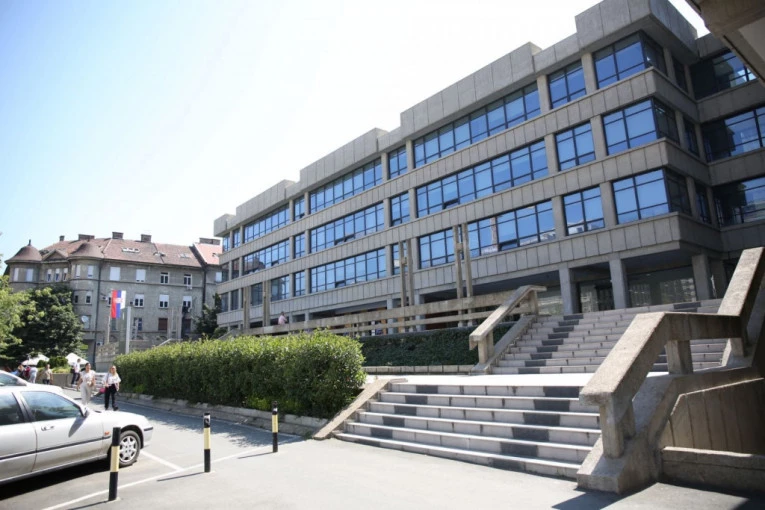 TUŽILAŠTVO TRAŽI MAKSIMALNE KAZNE, ODBRANA OSLOBAĐANJE: Šokantne tvrdnje advokata optuženih za teško ubistvo navijača Crvene zvezde!