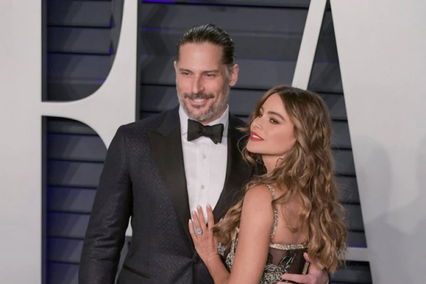 PUČE BRAK NAJZGODNIJEG SVETSKOG PARA: Sofija Vergara i Džo Manganijelo se RAZVODE posle sedam godina, OVO je razlog!