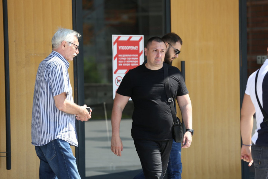 BRAĆI RAKOČEVIĆ ODLOŽENO SUĐENJE: Veštaci nisu došli!
